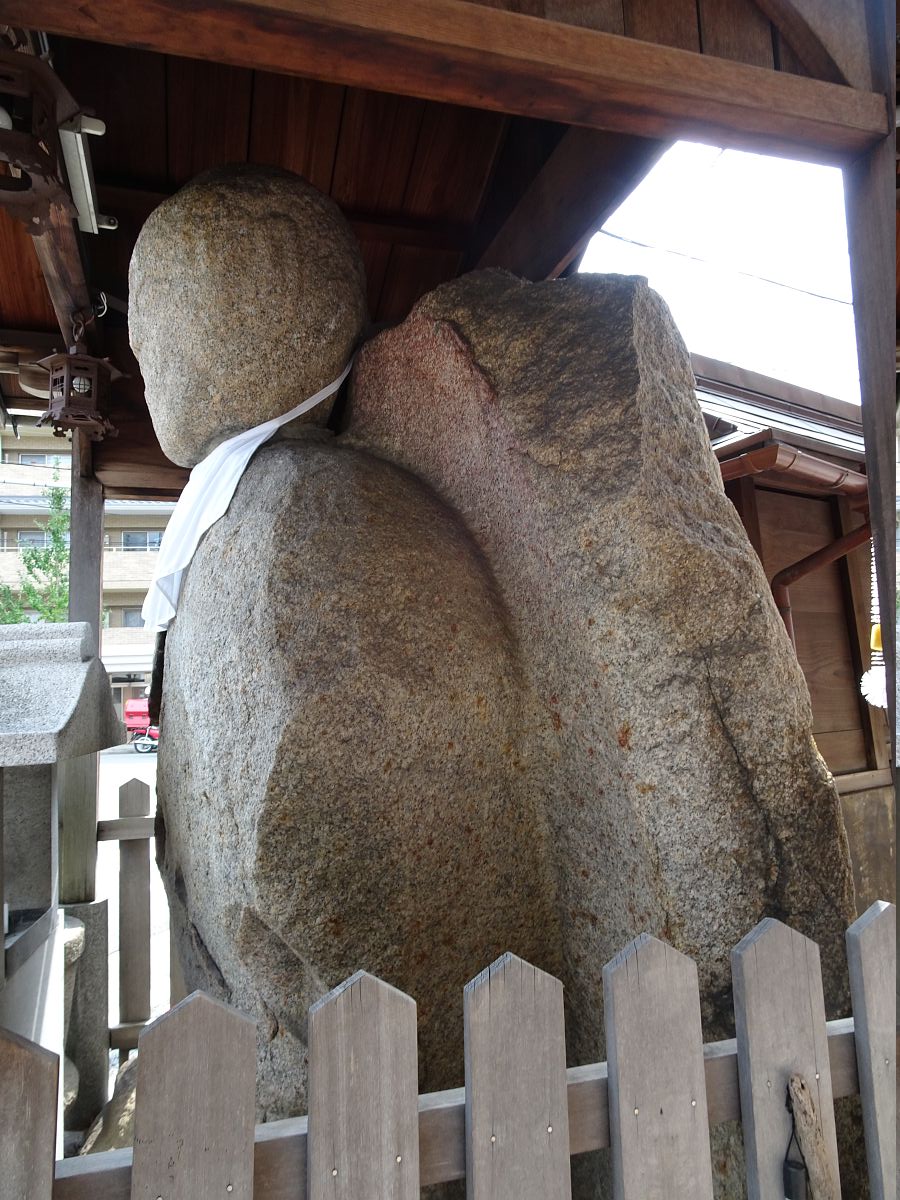 le Jizo et son nimbe volumineux
